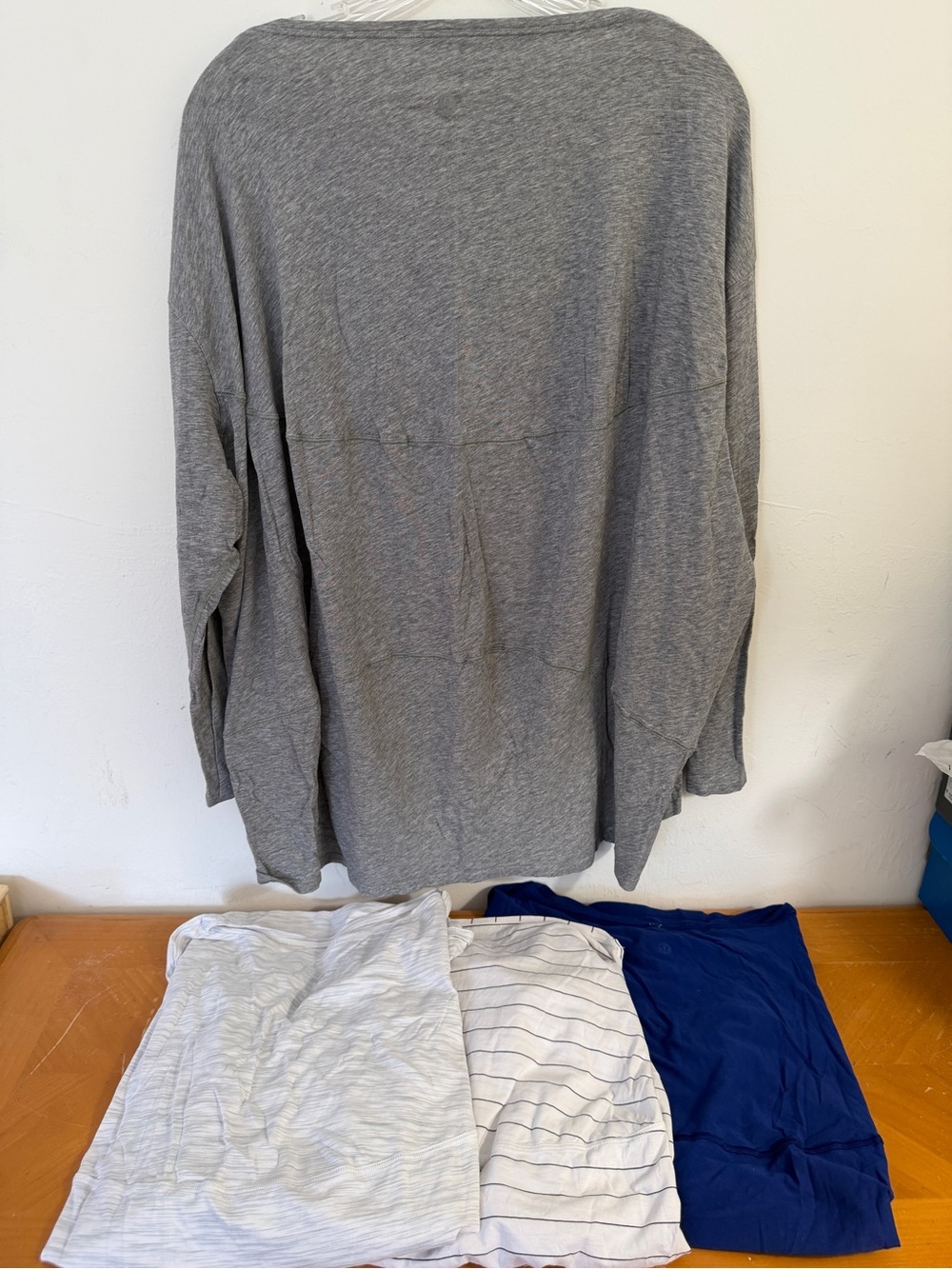 Lululemon Back in Action Long Sleeve XL Tops 4 shirts Grey Striped Blue